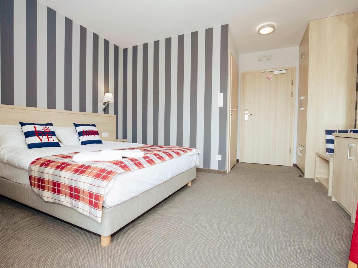 Porto Marina Hotel Krynica Morska Luaran gambar