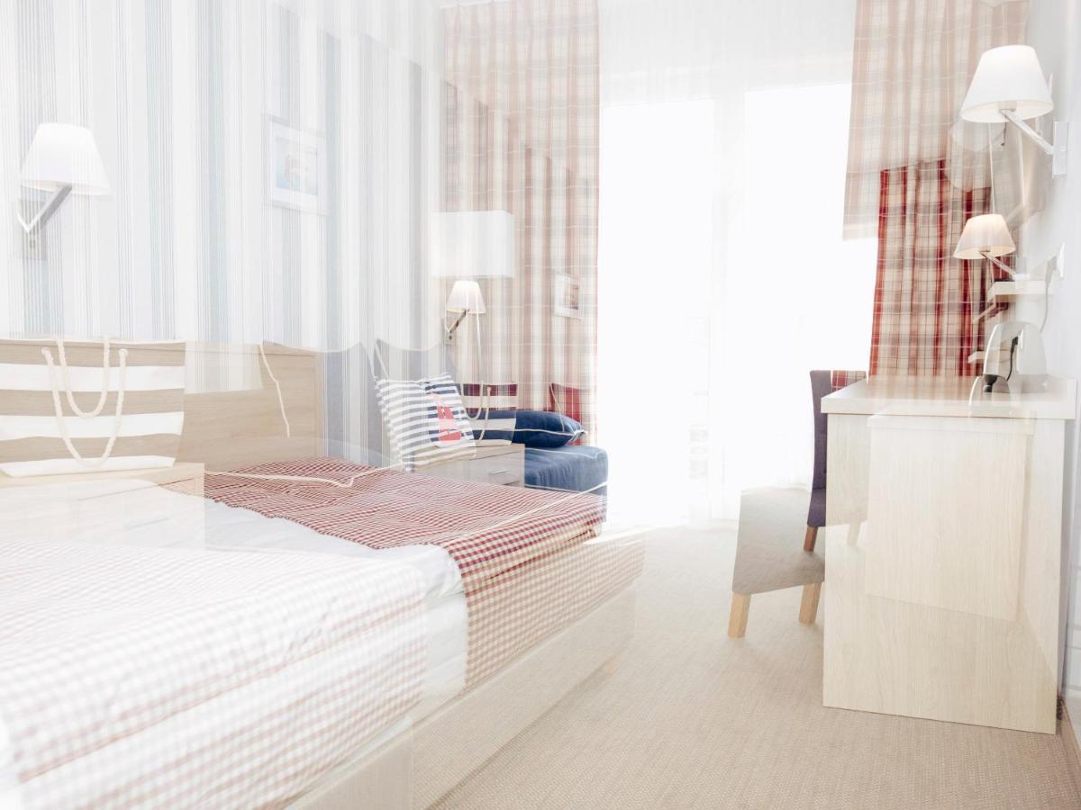 Porto Marina Hotel Krynica Morska Luaran gambar